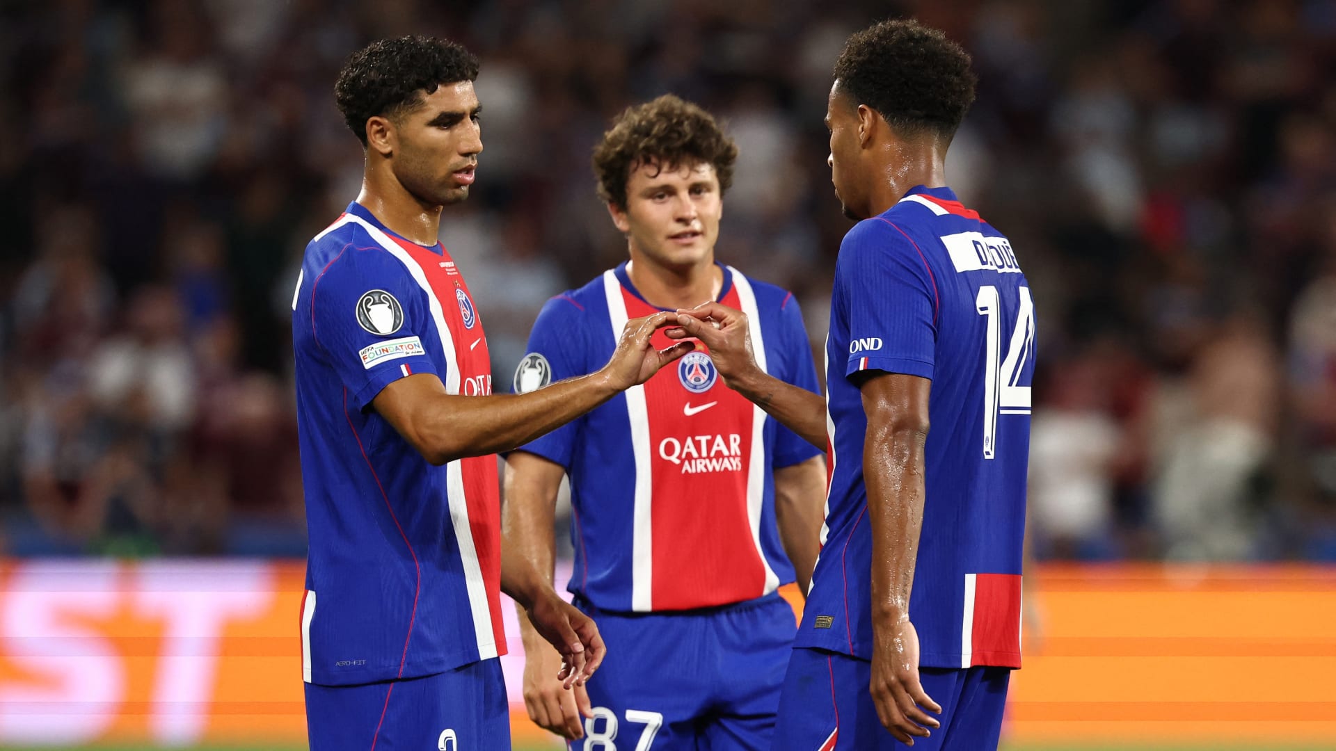 باريس سان جيرمان يحتفظ بلقب كأس السوبر الأوروبي بعد فوزه على أستون فيلا