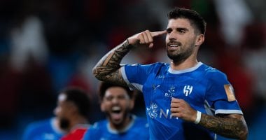 روبن نيفيز يقود الهلال للتقدم على الرائد في كأس خادم الحرمين الشريفين