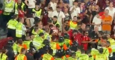 برشلونة يتوج بكأس خوان جامبر بعد فوز مثير على الأهلي المصري