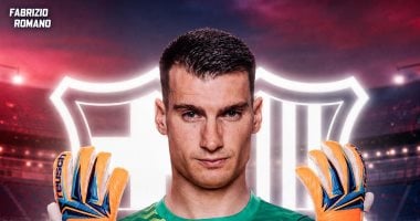 برشلونة يبرم اتفاقاً لضم الحارس الكرواتي دومينيك ليفاكوفيتش لتعزيز مستقبله الدفاعي