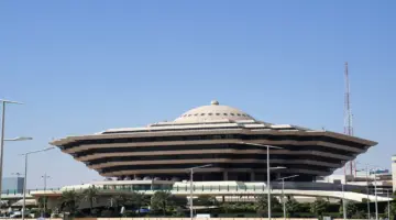 «الداخلية»: غرامة 50 ألفاً والسجن والترحيل لمخالفي تأشيرة الدخول – أخبار السعودية