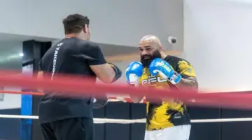 المقاتل بويا رحماني: من التجارب الصعبة إلى «الطريق إلى دبي»… والحزام هدفي