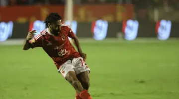 تطور مفاجئ بشأن ملف تجديد عقد حسين الشحات في الأهلي