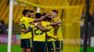 ثلاثي النصر يعود في جولة حسم الدوري السعودي.. وشكوك حول مشاركة بروزوفيتش استعاد فريق النصر جهود الثلاثي عبد الإله العمري، وعبد الله الخيبري، والفرنسي كينجسلي كومان، قبل المواجهة الحاسمة أمام ضمك، الخميس، بعد مشاركتهم في التدريبات الجماعية، الثلاثاء. الأربعاء، 20 مايو 2026 – 14:18