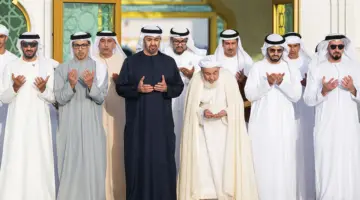 رئيس الدولة يؤدي صلاة عيد الأضحى في جامع الشيخ زايد بأبوظبي