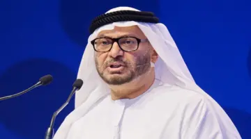 قرقاش: الإمارات متمسكة بالحلول السياسية وتؤكد حقها في حماية سيادتها