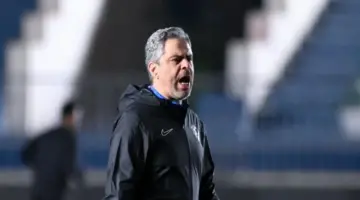 معتمد جمال يستقر على دفاع الزمالك أمام اتحاد العاصمة