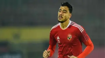 أكرم توفيق يرفض التوقيع لبيراميدز بسبب سيد عبد الحفيظ (خاص)