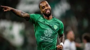 إيفان توني يقترب من إنجاز تاريخي مع الأهلي قبل ختام الدوري السعودي