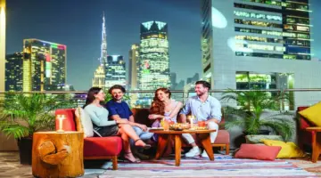 احتفالات العيد تنعش التجزئة في دبي
