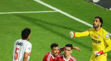 الأهلي استغل الموقف.. «فيفا» يحرم الزمالك من 3 صفقات «مجانية» بقرار رسمي