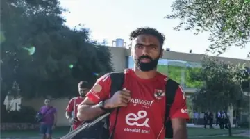 حسين الشحات يجمع متعلقاته ويرفض عرض الأهلي الأخير بعد جلسة عبد الحفيظ