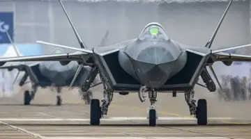 دول عربية أبدت الاهتمام.. هل ستقوم الصين يومًا بتصدير المقاتلة الشبحية J-20؟