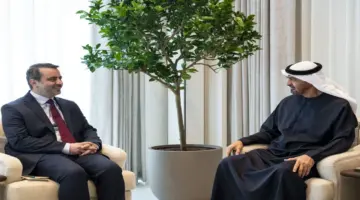 رئيس الدولة يبحث مع وزير الخارجية السوري علاقات التعاون والتطورات بالمنطقة