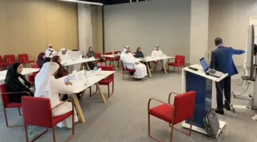 روّاد تأهل 12 موظفاً حكومياً في برنامج سفراء الريادة