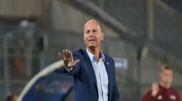 كريم رمزي: إداري الأهلي يفجر غضب ييس توروب.. والمدرب يشكو لـ ياسين منصور