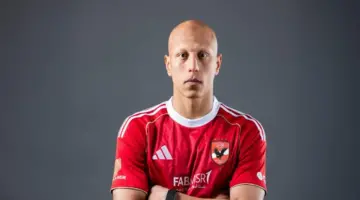 الأهلي يدرس منح عمرو الجزار فرصة جديدة.. وتقييم مستواه خلال فترة الإعداد
