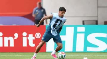 كانسيلو يرفع راية العصيان.. كواليس مؤامرة برشلونة ضد الهلال