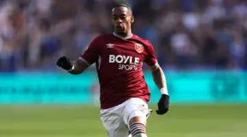 كواليس اختيار سامرفيل للهلال وموقف غامض أفسد انتقاله إلى عملاق إنجلترا