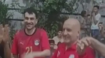 كواليس وتفاصيل خاصة حول نشأة نجم المنتخب محمود صابر في أول ظهور لوالده