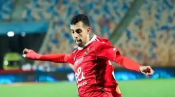 الأهلي يدرس الإطاحة بيوسف بلعمري وإجراء تغييرات جذرية في قائمة أجانبه الأجانب