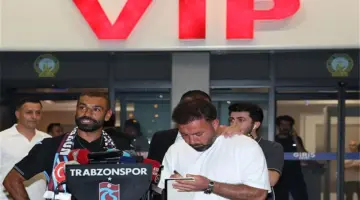 كواليس دور محمد صلاح في إقناع نجم ليفربول بالانتقال إلى طرابزون سبور